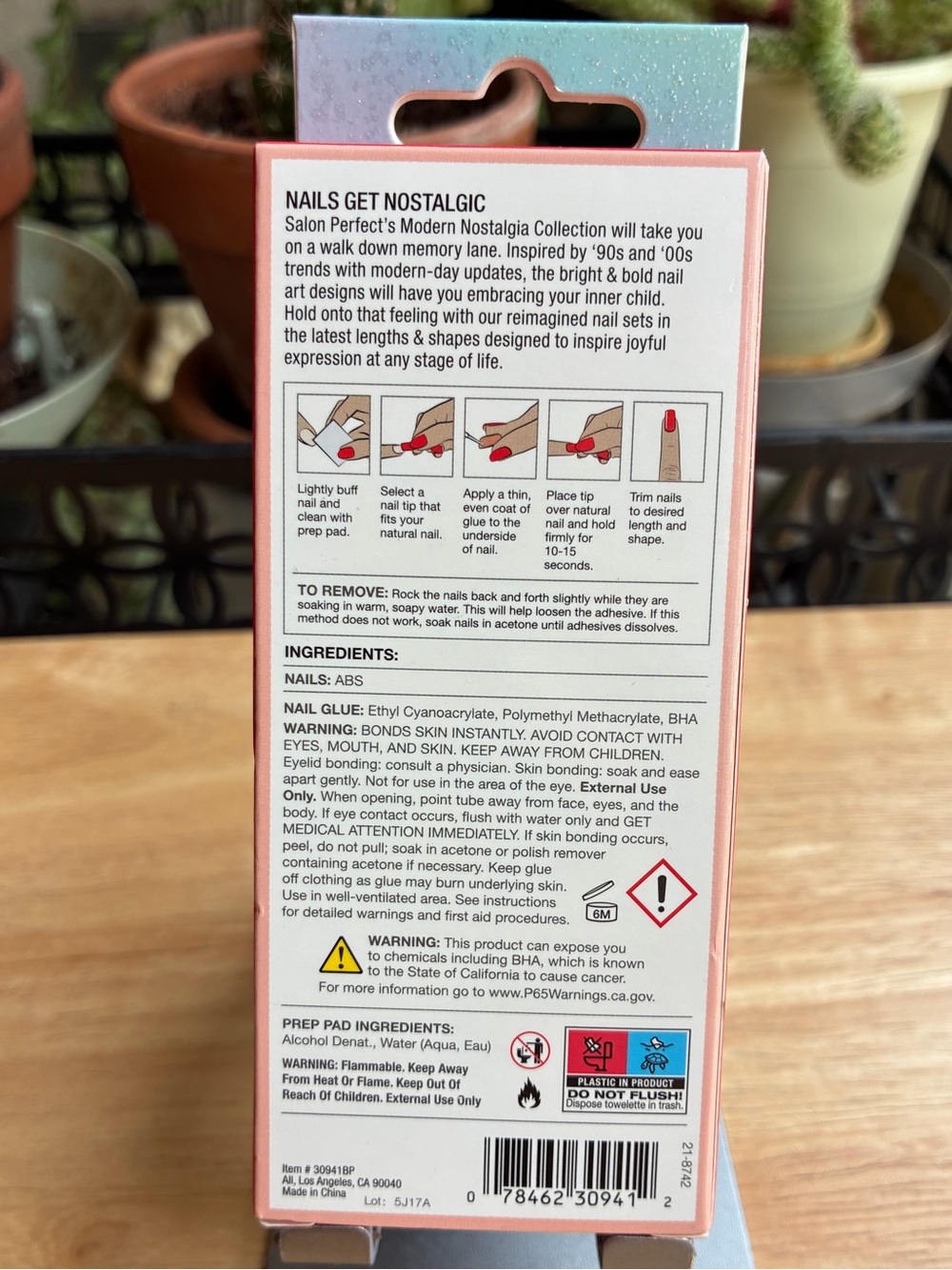 Salon Perfect Modern Nostalgia Press-On Nails – Chili Peppers & Flame Heart - Picture 2 of 2